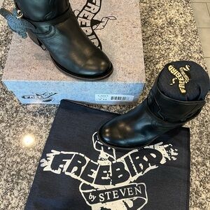 Freebird by Steven Casey